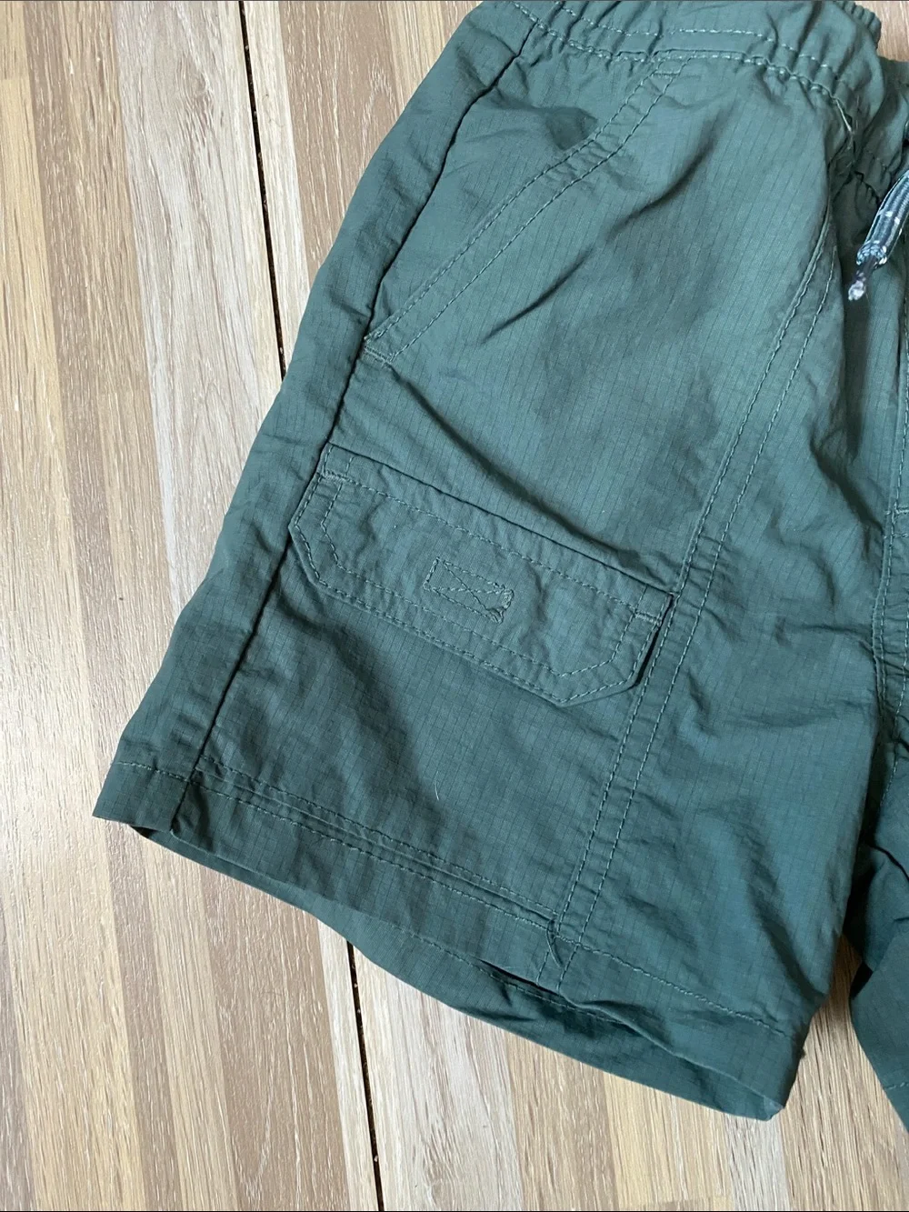 OLD NAVY Ripstop Cargo shorts size toddler boys 2T